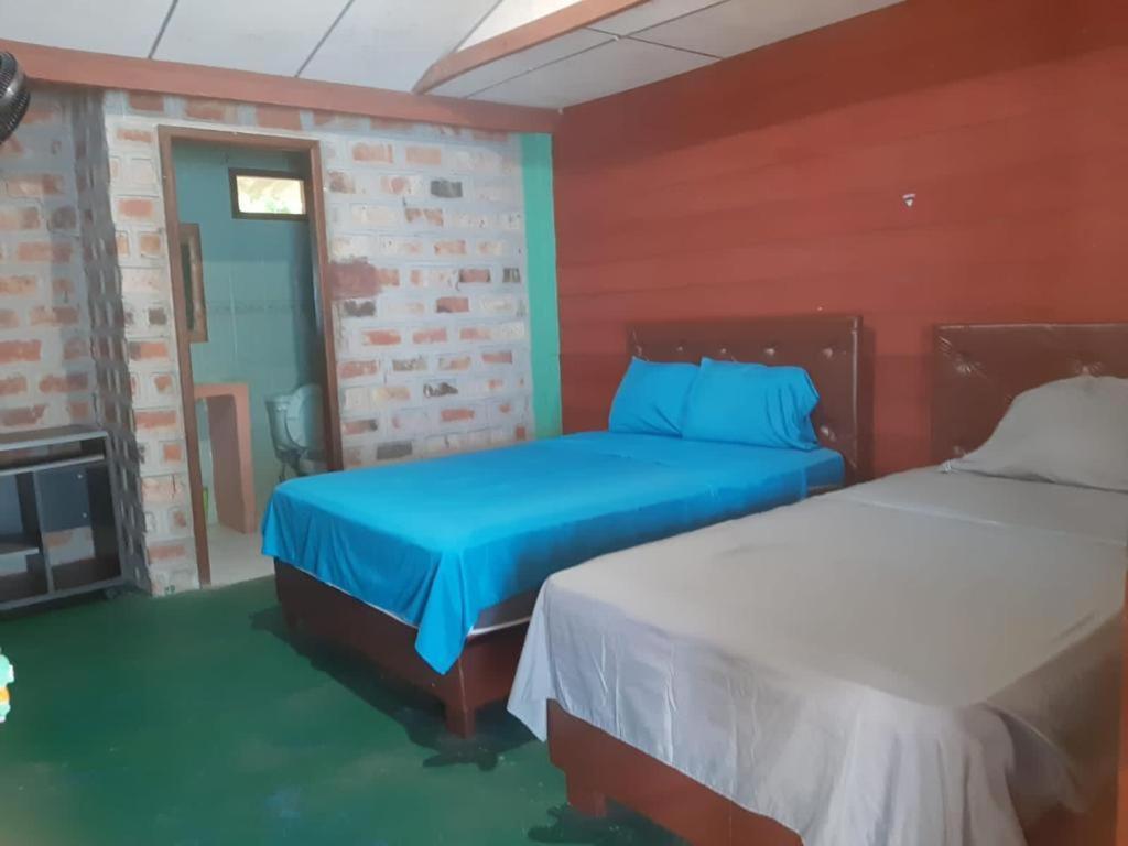 Hostal Eco-Aventura 몬따니따 외부 사진